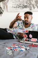 game dealer Debet